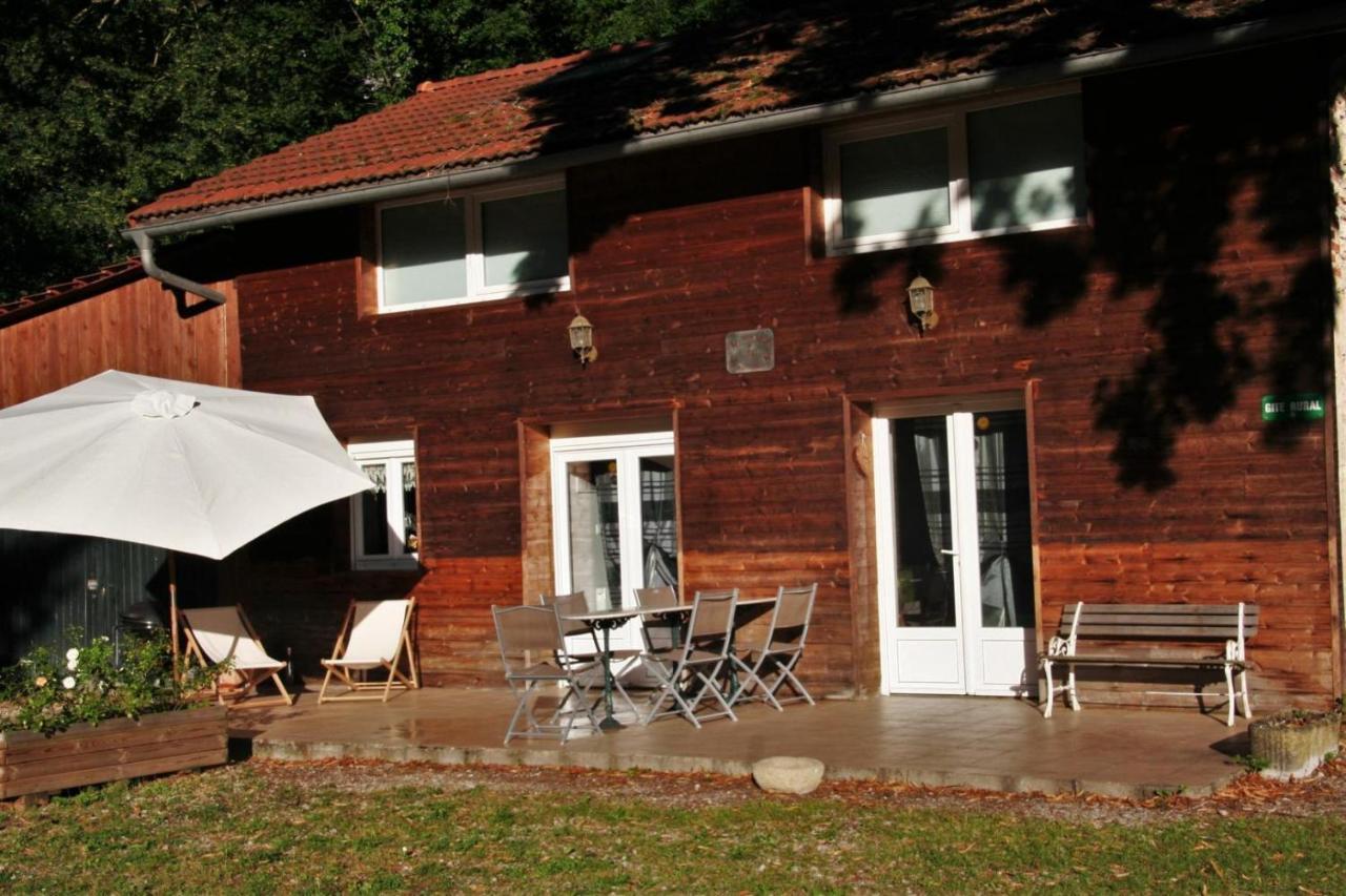 A L'Oree Du Bois - Gite Hostun Exterior photo
